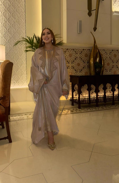 قفطان قطعتين فاخر من قماش الأورغانزا والحرير