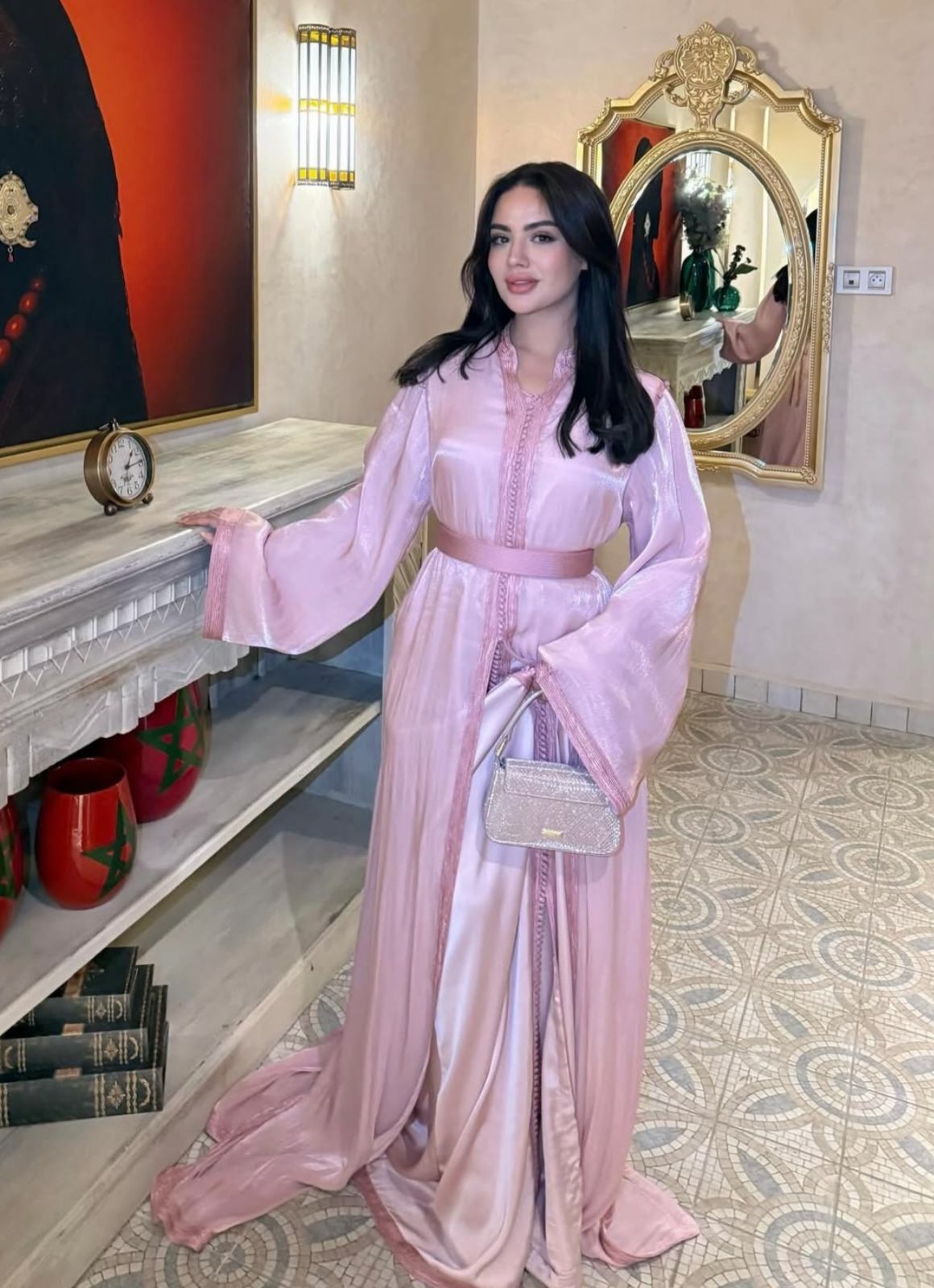 تكشطة من قماش الأورغانزا