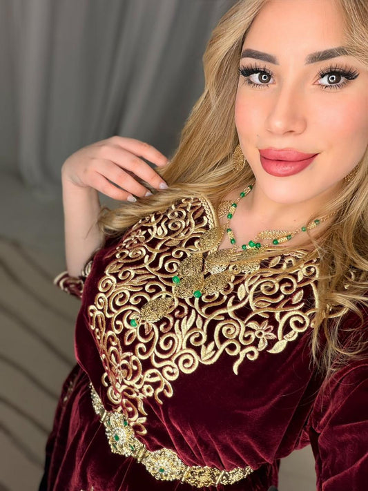 بلوزة وجدّية