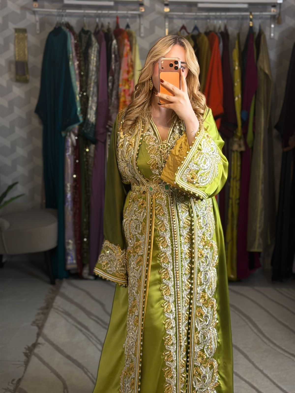 تكشيطة فاخرة مصممة خصيصًا للمناسبات